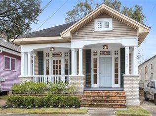 2215 Burdette St, New Orleans, LA 70118