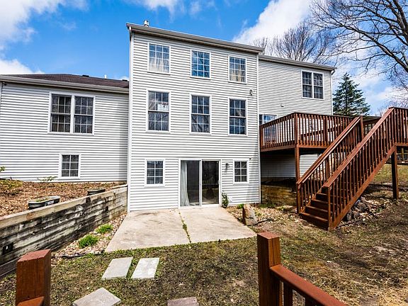 2nd image of 3064 Saint Joseph River Dr