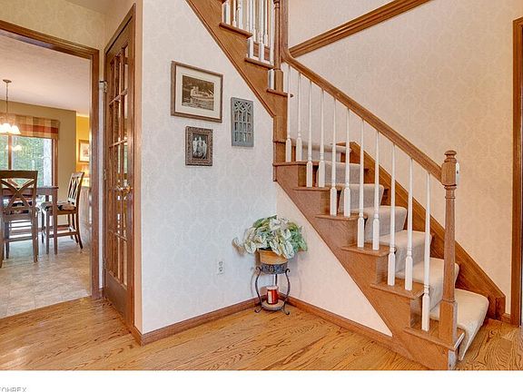 3rd image of 10490 Barchester Dr