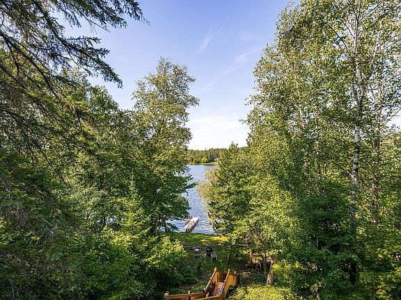 3rd image of 4045 Long Lake Shores Rd