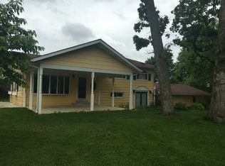 711 Cullom St, Pocahontas, IL 62275