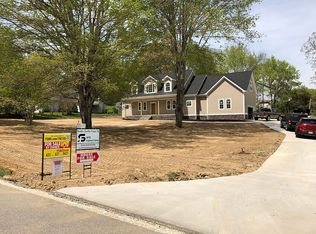 7527 Mahan Gap Rd, Ooltewah, TN 37363