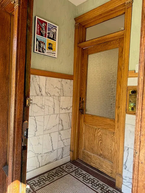 2 bed, 1.5 bath, 1100 sqft, $3,200 — Photo 4