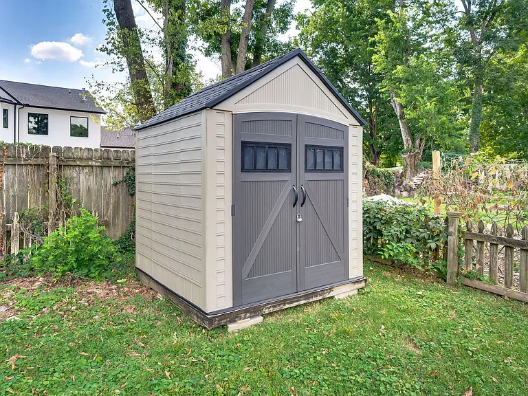 4809 Lynn Dr — Photo 40