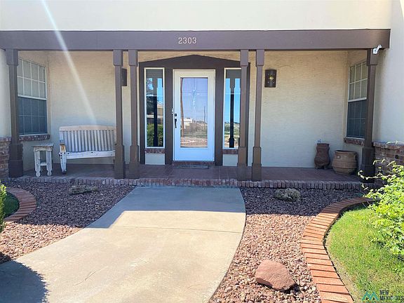 5th image of 2303 Sierra Vista Rd W