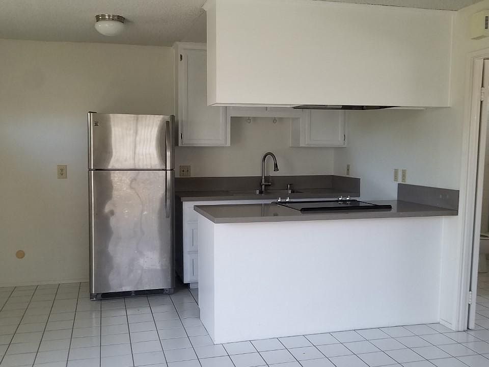 1st image of 1520 Hornblend St
