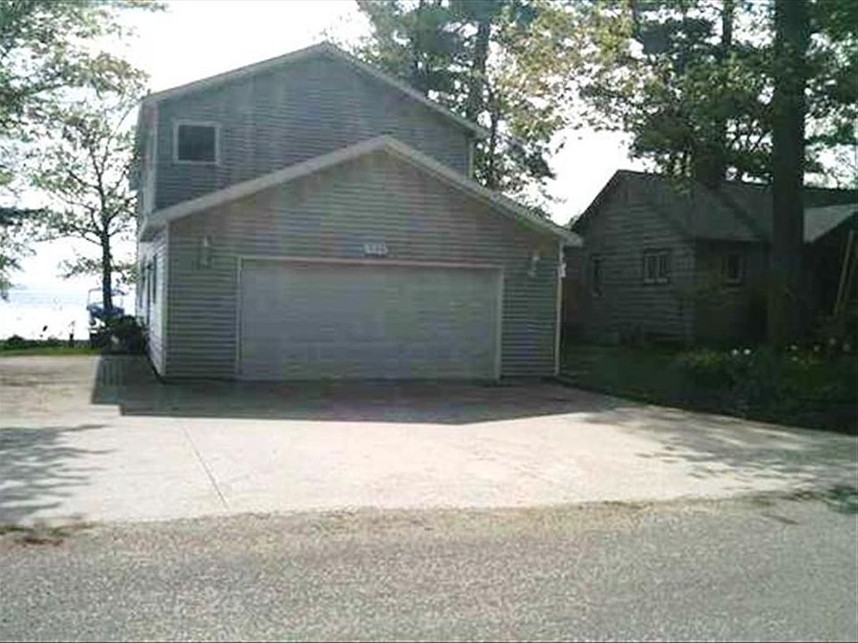 1st image of 705 E Lake Mitchell Dr