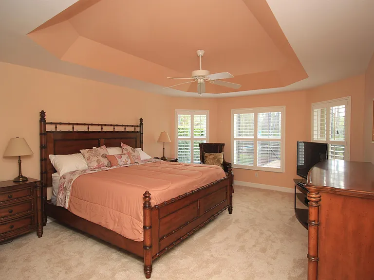 2322 Butterfly Palm Dr — Photo 13
