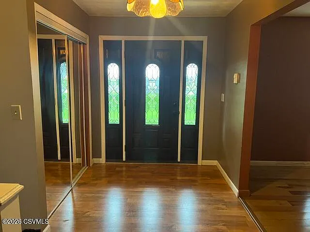 11765 State Highway 304 — Photo 2