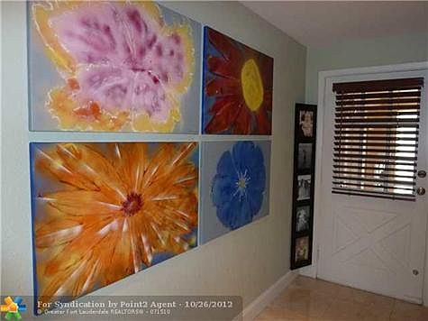 5th image of 40 Isle Of Venice Dr APT 7