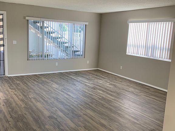 5th image of 1022 Chalcedony St #191yjqxtx