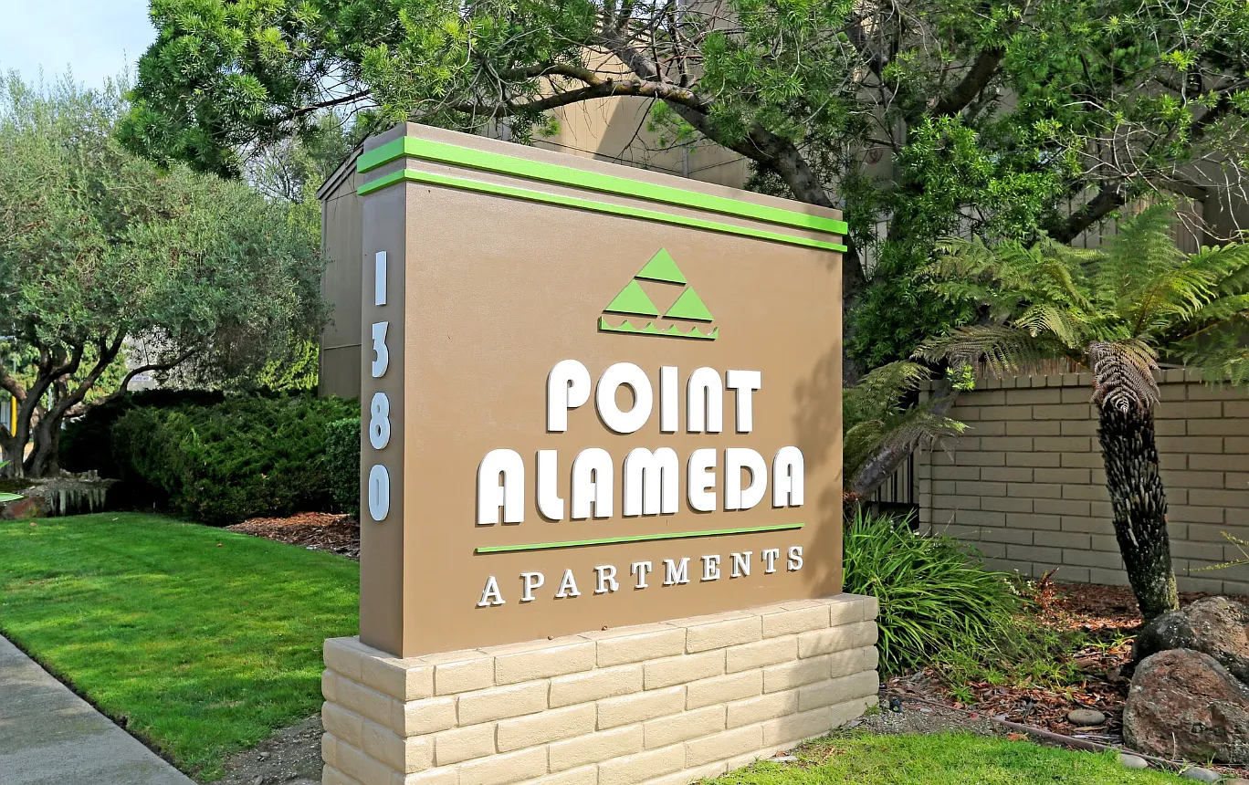 Point Alameda — Photo 1