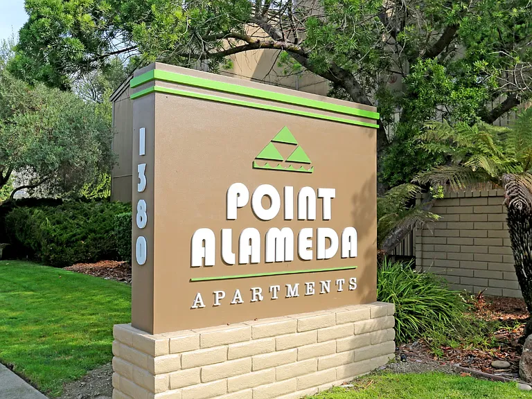 Point Alameda — Photo 1