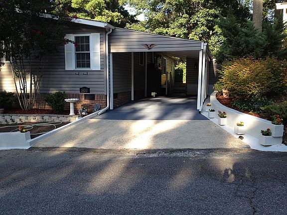 Main entrance, Carport