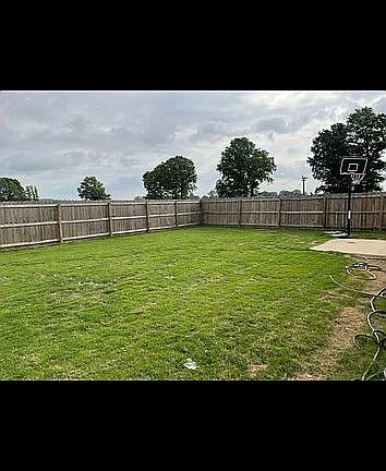 3rd image of 5736 Morgan Dr