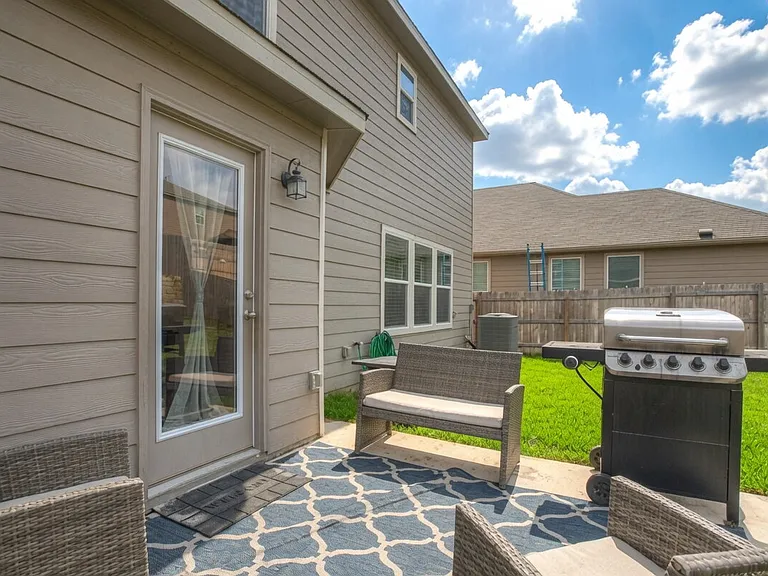 667 Anthem Ln — Photo 25