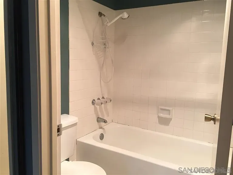 13294 Wimberly Sq #228 — Photo 21