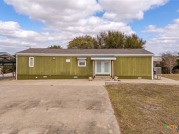 3rd image of 250 Rocky Rd