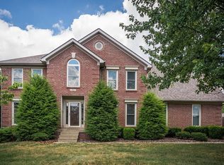 904 Tamarisk Ct, Louisville, KY 40223