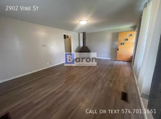 2902 Vine St, South Bend, IN 46615