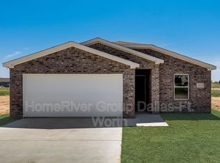 2033 Clay St, Mabank, TX 75147