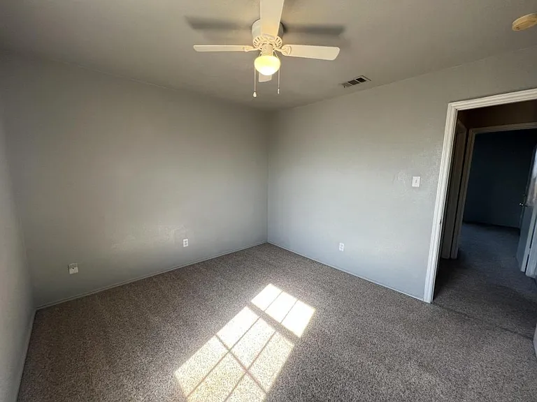 5908 Greengate Dr #B — Photo 8