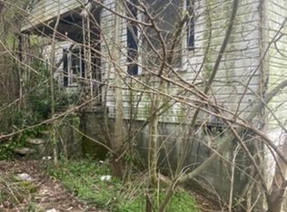 216 7th St, Midfield, AL 35228