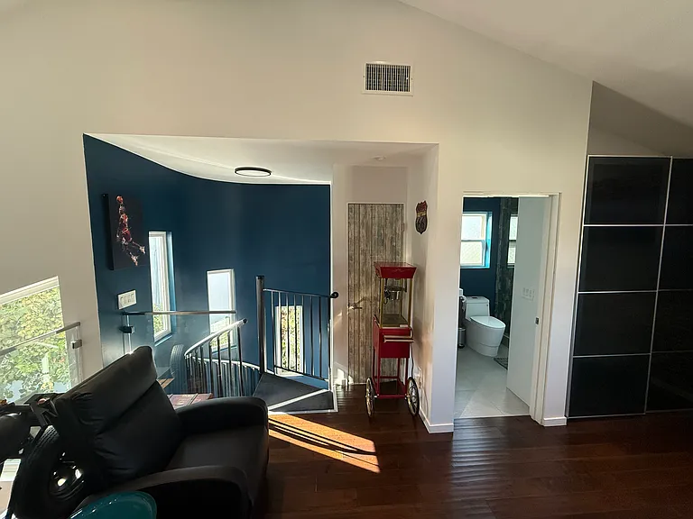 18003 Tiara St — Photo 22
