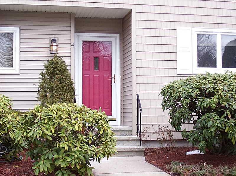 HOFFMAN AVE 100 Hoffman Ave Cranston RI Zillow