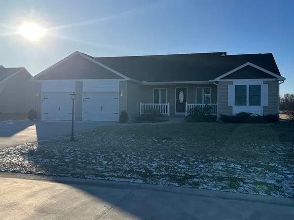 769 Fulton Dr, Centralia, IL 62801