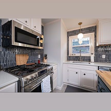 5th image of 109 White Oak Ln