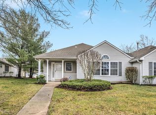 220 N Pondview Blvd #220, Monroe Township, NJ 08831