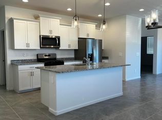 9889 N Solstice Ave, Tucson, AZ 85743
