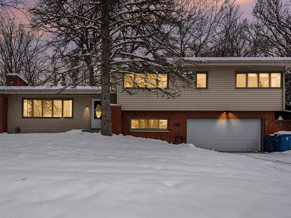 332 Espanola Ave, Parchment, MI 49004