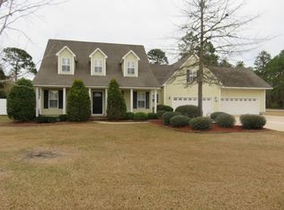 240 Star Hill Dr, Cape Carteret, NC 28584