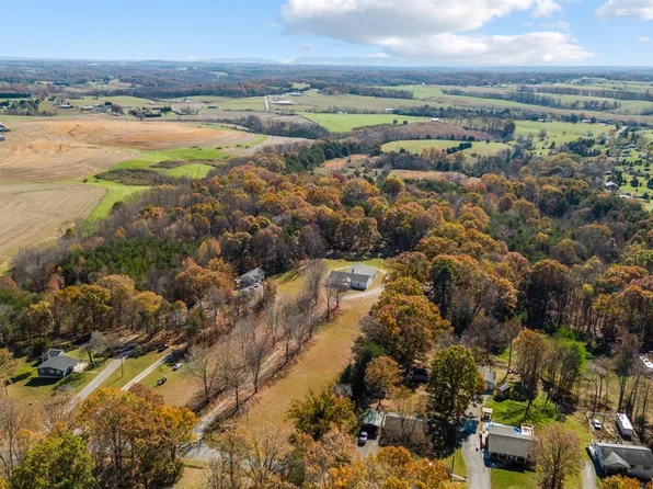 2554 Sandy Level Rd, Goodview, VA 24095