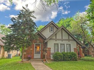 222 E 72nd Ter, Kansas City, MO 64114