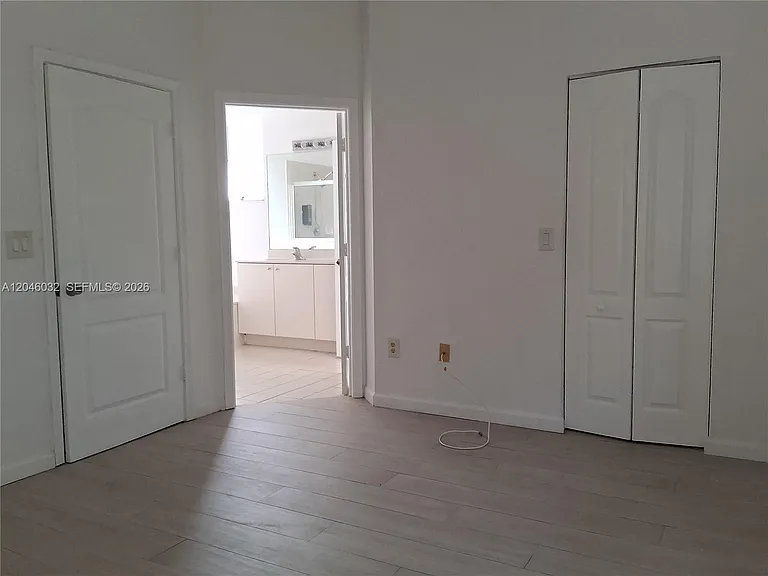 1044 NE 30th Ave — Photo 19