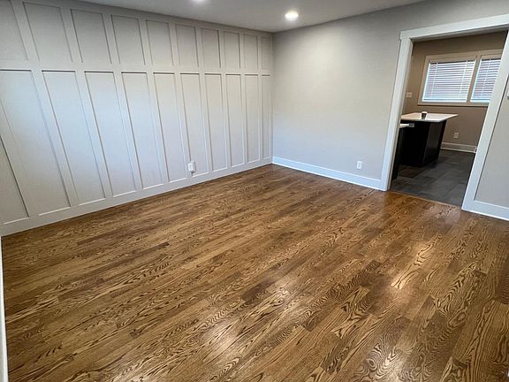 3rd image of 419 N 121st St #419