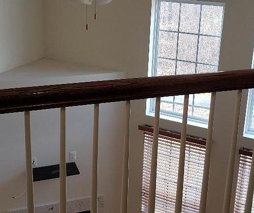 3rd image of 4703 Thistle Hill Dr