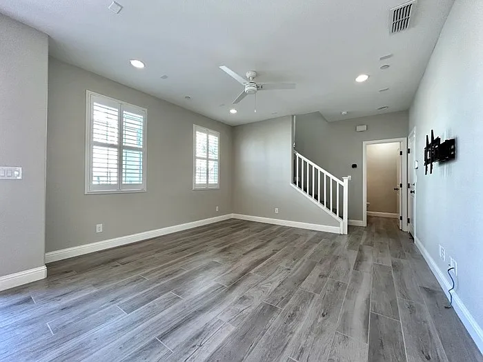 266 Colner Cir — Photo 4