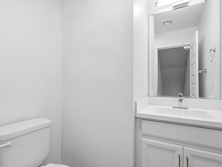 820 N 8th Ave #24 — Photo 28