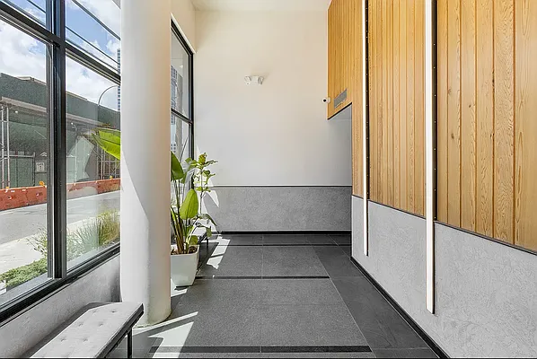 Rented by Tesla Realty Group LLC | media 20