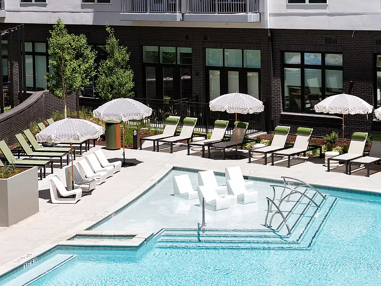 Chamberlain House — Photo 12
