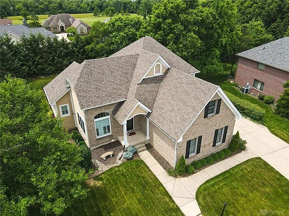 2nd image of 10 Cambray Ct