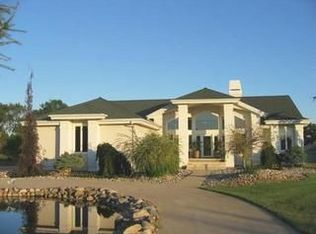 10251 Ella Ln, Pleasant Lake, MI 49272