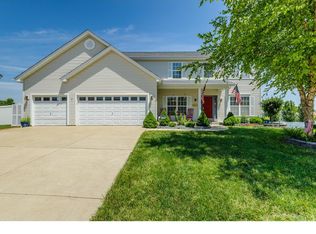320 Crystal Trail Ct, Wentzville, MO 63385