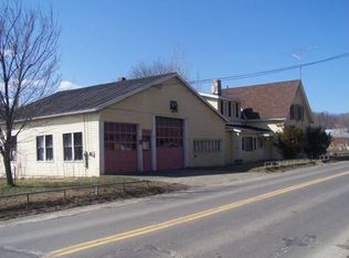 45 Spring St, Dexter, ME 04930