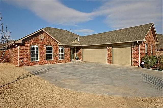 1st image of 4701 Stag Horn Dr