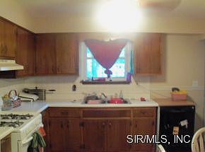 3rd image of 1005 Rhondell Ln
